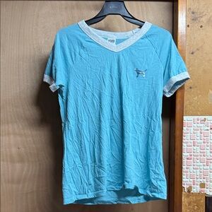 VS PINK BLING Blue V-Neck T-Shirt with Dog Logo